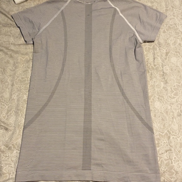 Black and white striped lululemon top - Picture 2 of 2